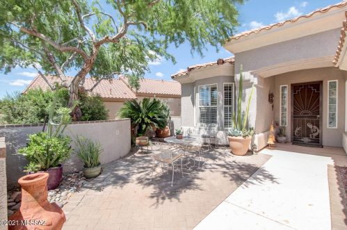 5282 Winding Desert Dr, Marana, AZ 85658-4015