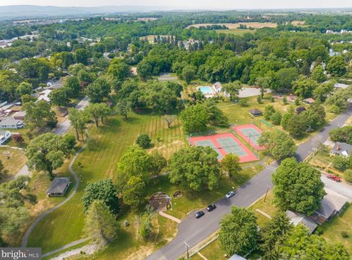 616 Seminary St, Charles Town WV  25414-1447 exterior