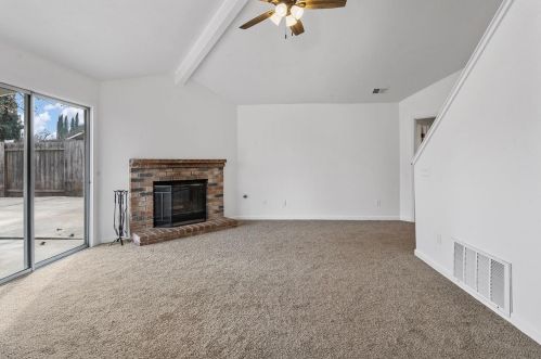 15530 Lottie Way, Lathrop CA  95330-9475 exterior