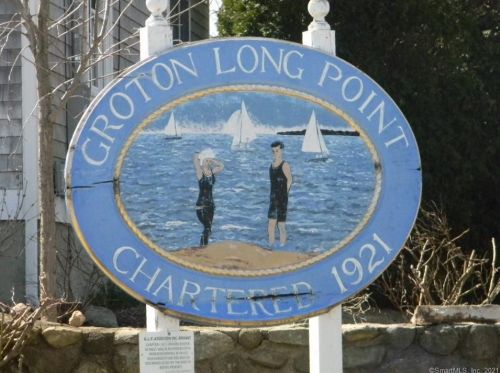 30 Ridge Rd, Groton, CT 06340-8929
