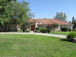 10706 San Felipe Ave, Clovis, CA 93619-9493