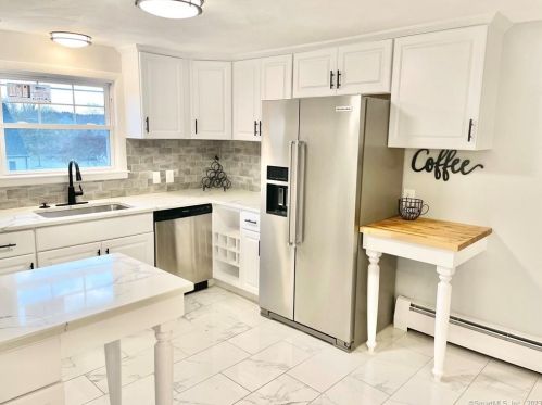 258 Bassett St, New Britain CT  06051-3438 exterior