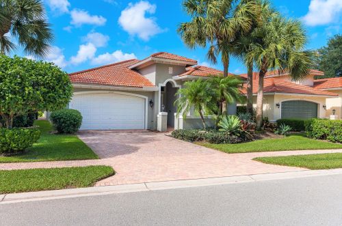 6967 Boscanni Dr, Boynton Beach FL  33437-3720 exterior