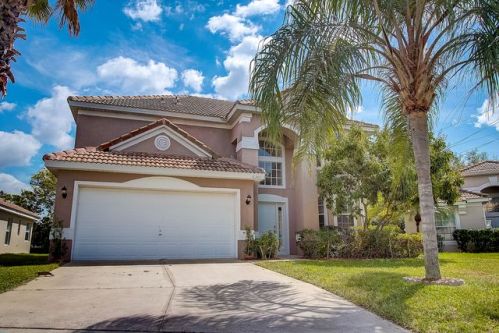 6301 Huntsville St, Orlando, FL 32819-3556