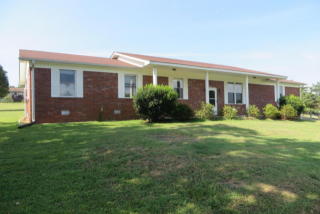 39 Creek Ln, Russellville, AR 72802-7811