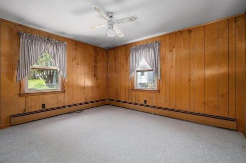 128 Tiogue Ave, Coventry RI 02816-6491 exterior