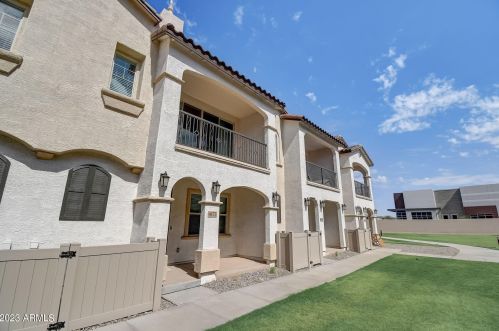 4177 Pinto Dr, Gilbert, AZ 85296