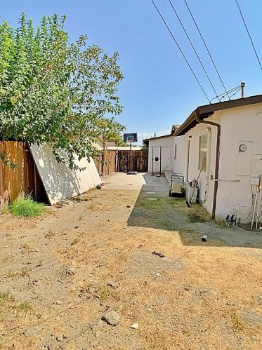 81676 De Oro Ave, Indio CA  92201-3828 exterior