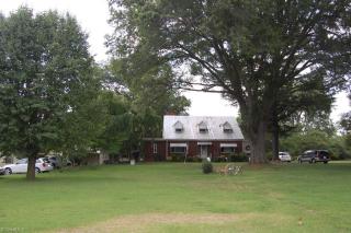 4331 Reidsville Rd, Winston Salem, NC 27101-2323