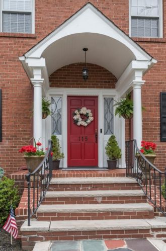 115 Elmwood Rd, Verona, NJ 07044-2509