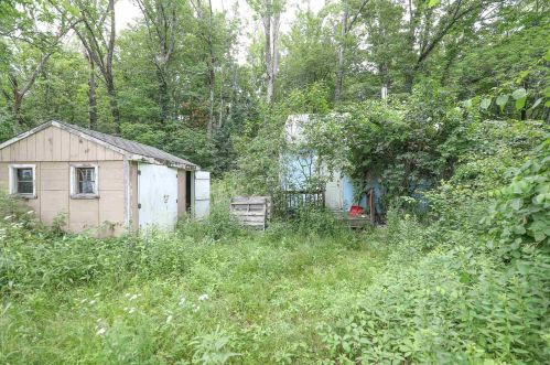 16 Fordway Rd, Raymond NH  03077-2459 exterior