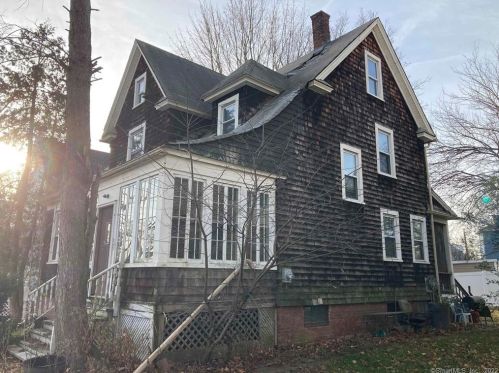 587 Arch St, New Britain, CT 06051-3037
