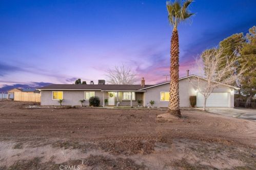 14118 Estero Rd, Victorville, CA 92392-9768