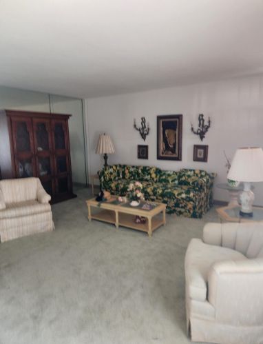 284 Flanders F, Delray Beach, FL 33484-5308