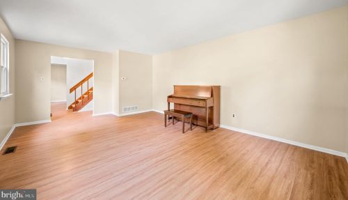 241 Marple Rd, Haverford PA  19041-1029 exterior