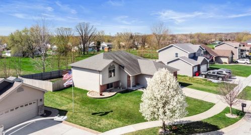 6411 128th Ln, Cedar Lake, IN 46303-7111