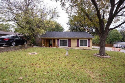 4713 Normandy Rd, Fort Worth, TX 76103-1909