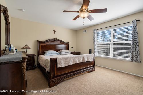 57 Thompson Bridge Rd, Jackson Twp NJ  08527-4623 exterior