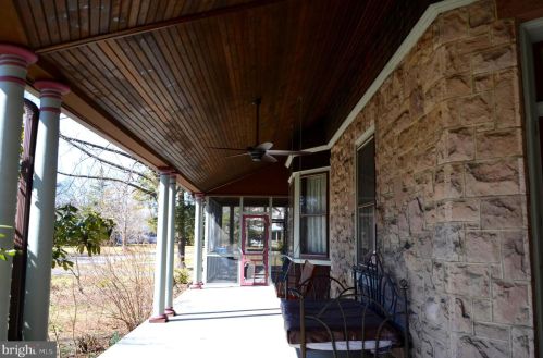 205 Lippincott Ave, Riverton NJ  08077-1309 exterior