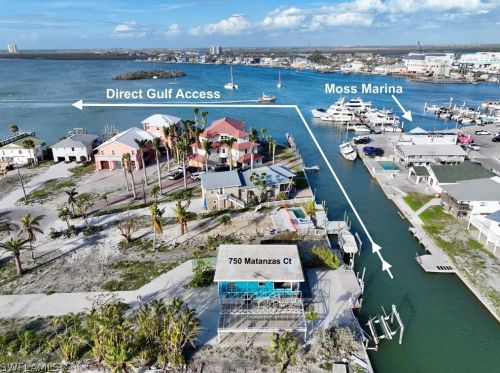 750 Matanzas Ct, Fort Myers Beach FL  33931-2120 exterior