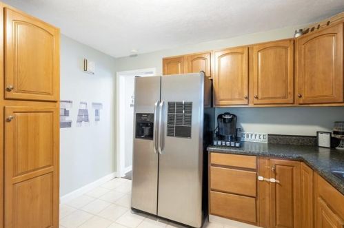 932 Goldenrod St, Whitaker PA  15120-2939 exterior
