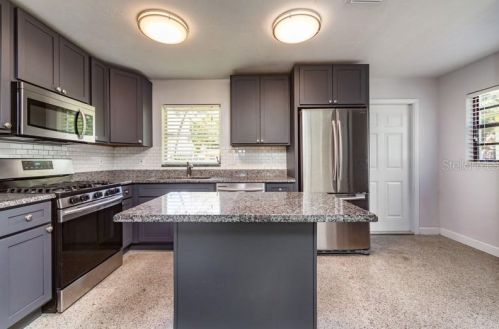 2535 28th St, Saint Petersburg FL  33712-3445 exterior