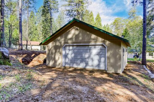 5257 Cold Springs Dr, Michigan Bluff CA  95631-9740 exterior