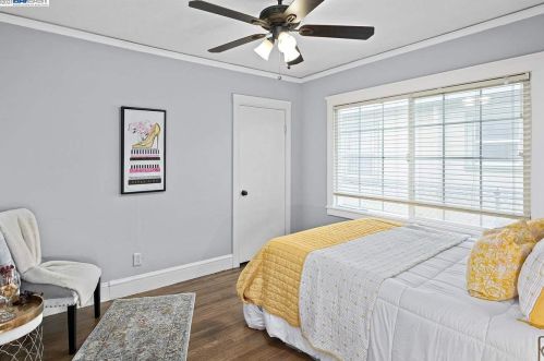 2001 57 Ave, Oakland CA 94605-1015 exterior