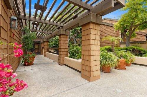 47 Canyon Island Dr, Newport Beach, CA 92660-5117