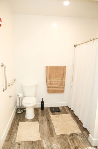 875 Depot St, Clearfield UT  84015 exterior