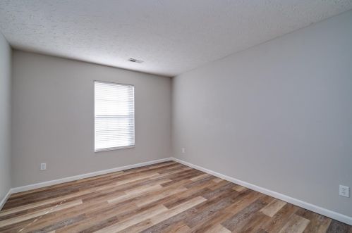 2047 River Birch Dr, Amelia OH  45102-2320 exterior