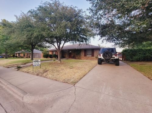 1612 5th St, Midlothian TX  76065-3688 exterior