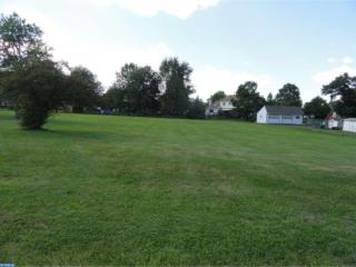 302 Ridge Rd, Perkasie, PA 18944-1018