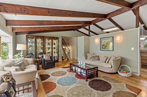 181 Somerston Rd, Yorktown Hgts, NY 10598-2217