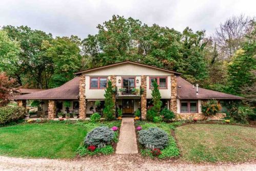 3448 Caverns Dr, Keezletown, VA 22832-2014