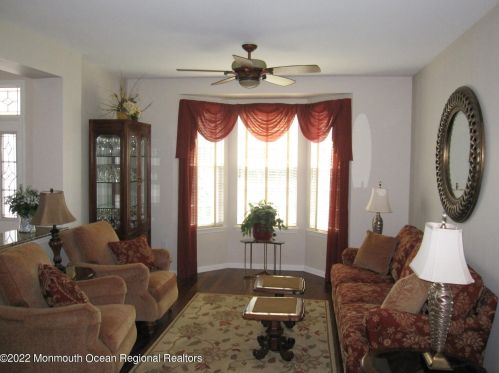 20 Plymouth Ct, Jackson Twp NJ  08527-6415 exterior