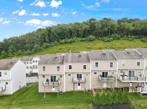 136 Rylie Dr, Harmony PA 16037-7765 exterior