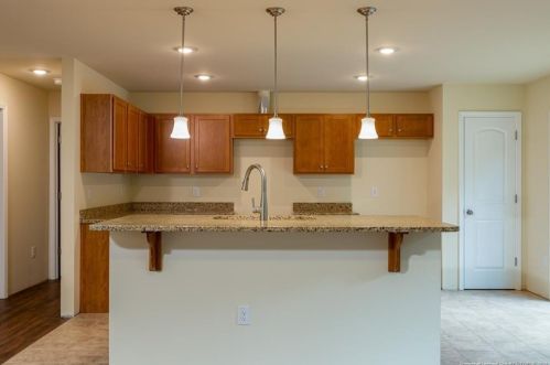1486 Kentucky Ave, Sanford, NC 27332-8582