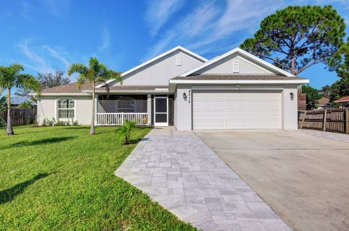 4212 Winslow St, Fort Pierce, FL 34953-7235
