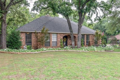 7721 Aubrey Ln, Fort Worth, TX 76182-9227