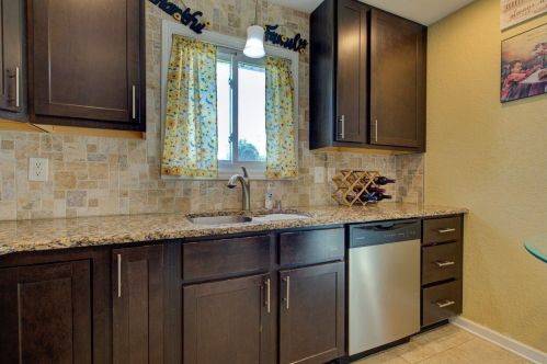 2103 84th St, Kenosha WI  53143-1622 exterior