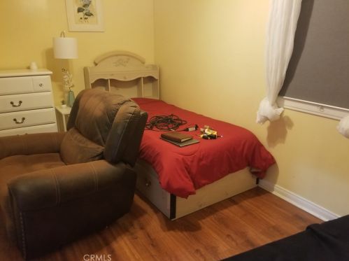 8154 Wakefield Ave, Van Nuys CA  91402-5329 exterior