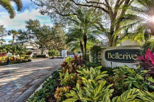 6290 Bellerive Ave, Naples, FL 34119-4713