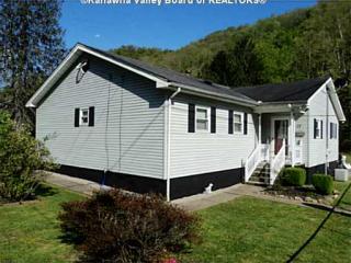 17 Farr Dr, Charleston, WV 25306-6789
