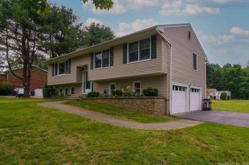 77 Watch Tower Rd, Plymouth, CT 06782-2813