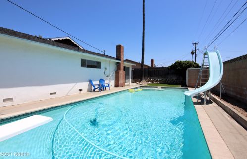 340 Wilshire Ln, Santa Maria CA  93455-2050 exterior