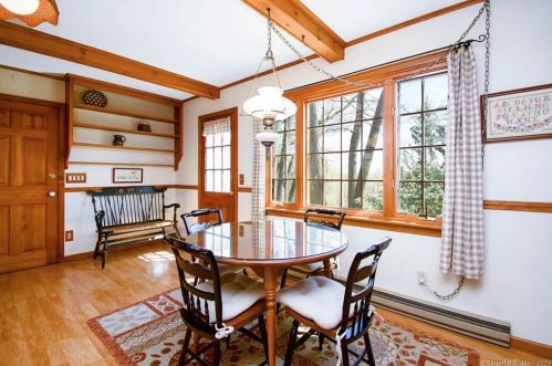 58 Notch Rd, Manchester CT  06043-7421 exterior