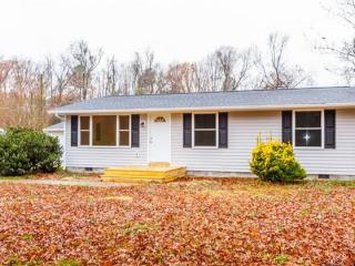 8362 Wheeling Rd, Mechanicsville, VA 23116-3018