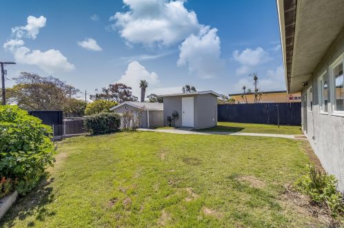 2463 Judson St, San Diego CA  92111-6213 exterior