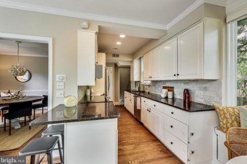 4216 46th St, Washington DC 20016-2472 exterior